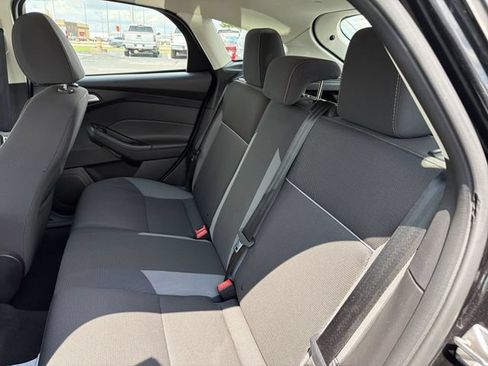 Used 2013 Ford Focus SE FWD image 21