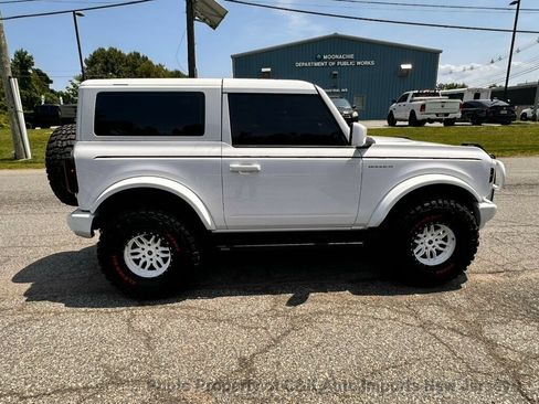 Used 2025 Ford Bronco 2-Door w/ Sasquatch Package AWD/4WD image 8