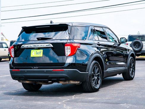 Used 2021 Ford Explorer 2WD image 4