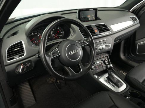 Used 2016 Audi Q3 2.0T Prestige w/ Prestige Package AWD/4WD image 32