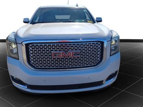 Used 2016 GMC Yukon Denali w/ Open Road Package image 8