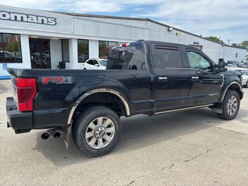 Used 2020 Ford F250 Platinum w/ FX4 Off-Road Package AWD/4WD image 6