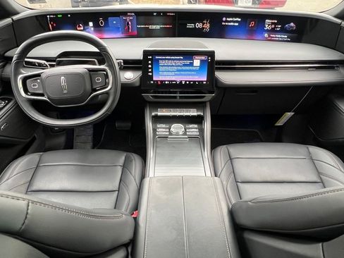 Certified 2025 Lincoln Nautilus Premier w/ Equipment Group 102A image 20