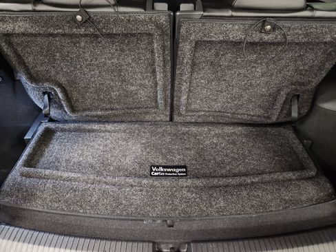 Used 2022 Volkswagen Tiguan SE FWD image 53