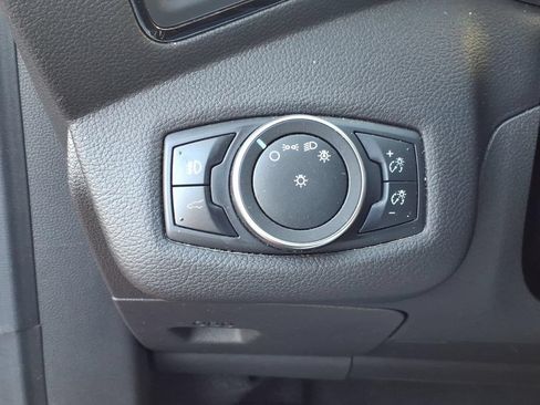 Used 2019 Ford Escape Titanium w/ U9j03 - Titanium Tow Package AWD/4WD image 19