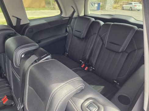 Used 2014 Mercedes-Benz GL 450 4MATIC image 7