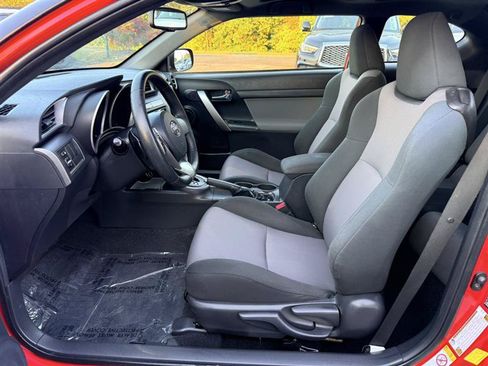 Used 2016 Scion tC FWD image 19