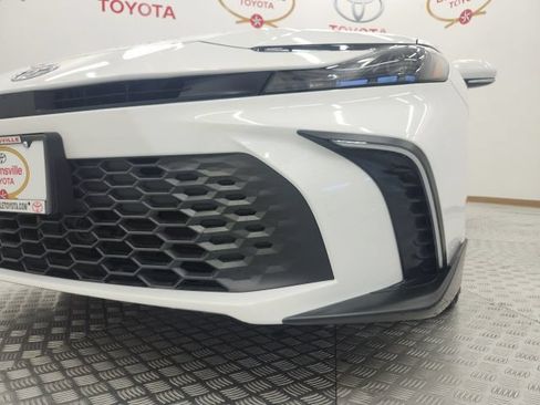Used 2026 Toyota Camry SE w/ Convenience Package FWD image 13