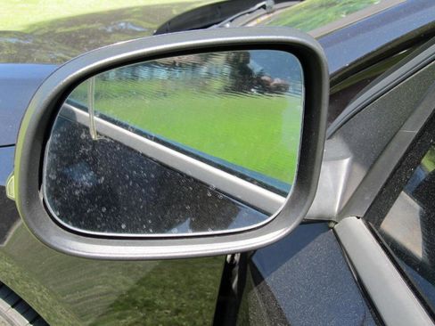 Used 2018 Volvo V60 T5 Dynamic w/ Vision Package image 16