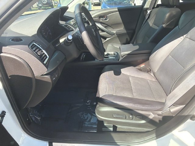 Used 2017 Acura RDX w/ Technology Package AWD/4WD image 25