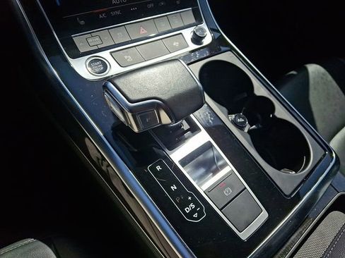 Used 2023 Audi Q7 3.0T Premium Plus image 18