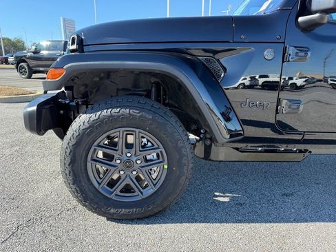 New 2026 Jeep Gladiator Sport image 27