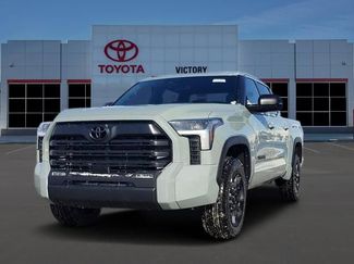 New 2026 Toyota Tundra SR5 video 1