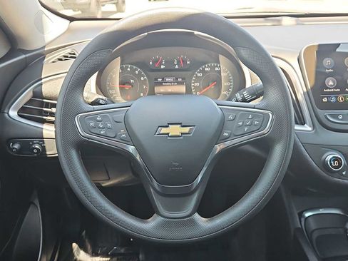 Used 2024 Chevrolet Malibu LT FWD image 11