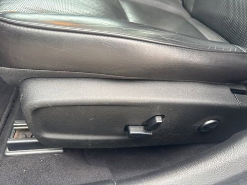 Used 2020 Chrysler 300 Limited image 21