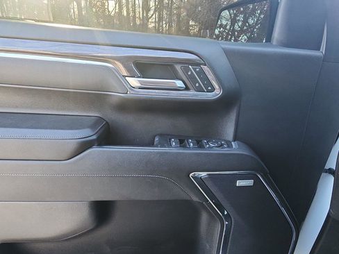 Used 2023 Chevrolet Silverado 1500 LTZ image 15