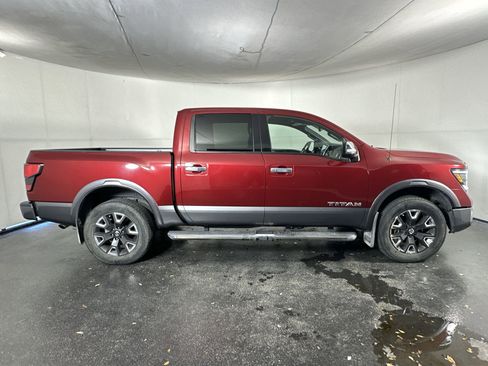 Certified 2021 Nissan Titan Platinum Reserve w/ Moonroof Package image 13