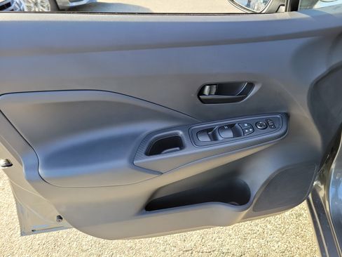 New 2025 Nissan Versa S w/ Trunk Package FWD image 15