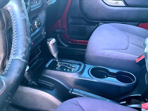 Used 2013 Jeep Wrangler Unlimited Sport AWD/4WD image 17