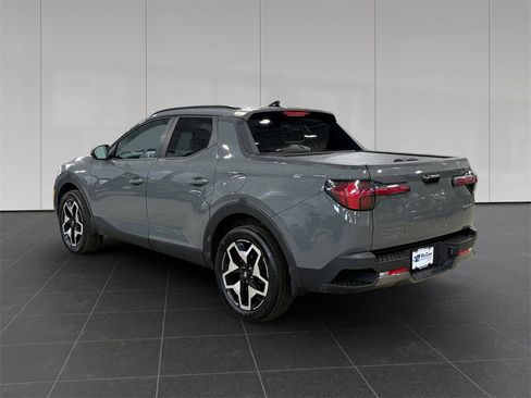 Used 2022 Hyundai Santa Cruz Limited image 3