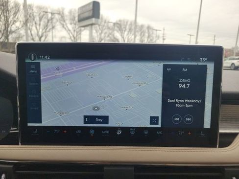 Certified 2024 Lincoln Corsair AWD image 34