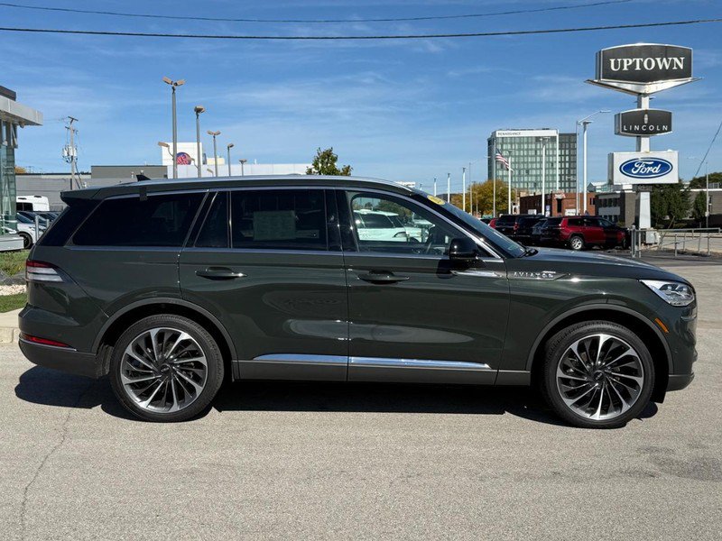 Certified 2023 Lincoln Aviator Reserve w/ Equipment Group 201A AWD/4WD image 2