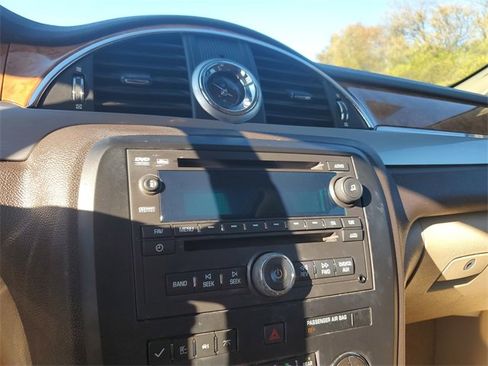 Used 2012 Buick Enclave Leather w/ Trailering Provision Package image 17