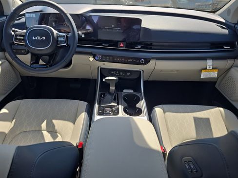 New 2026 Kia Carnival EX image 13