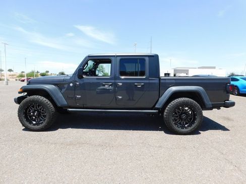 Used 2020 Jeep Gladiator Sport w/ Quick Order Package 24S AWD/4WD image 8