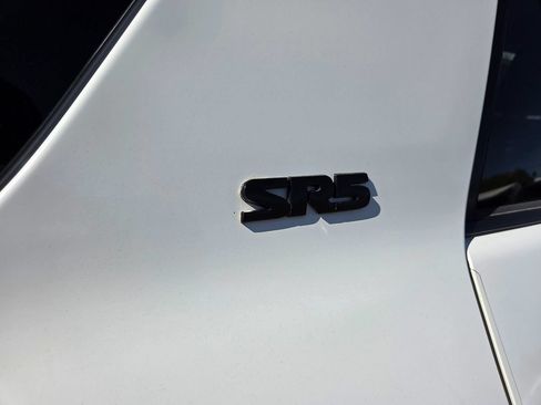 Used 2016 Toyota 4Runner SR5 Premium AWD/4WD image 13