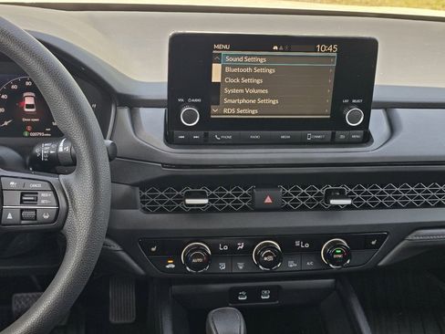 Certified 2025 Honda Accord SE image 15