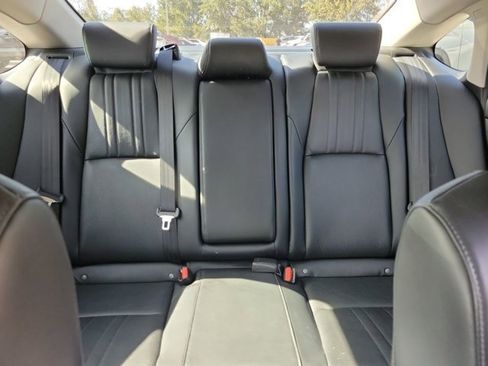 Used 2018 Honda Accord EX-L image 5