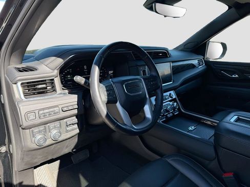 Used 2024 GMC Yukon Denali w/ Denali Reserve Package image 26
