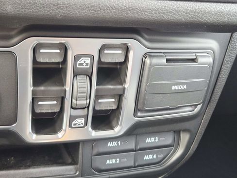 New 2026 Jeep Wrangler Sport S image 30