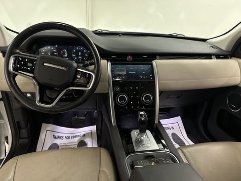Used 2021 Land Rover Discovery Sport SE image 12