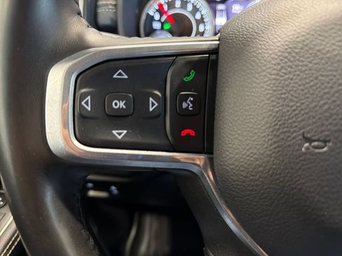 Used 2022 RAM 1500 Laramie AWD/4WD image 15
