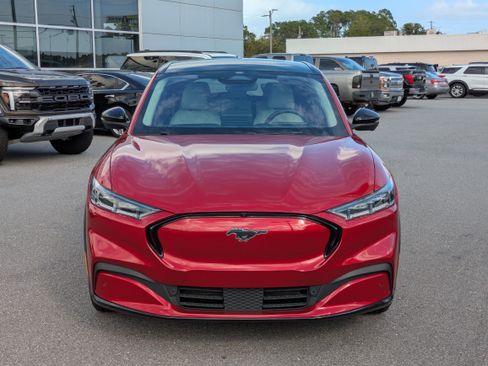 Used 2021 Ford Mustang Mach-E Premium image 8