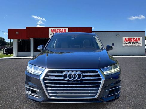 Used 2018 Audi Q7 3.0T Prestige image 2