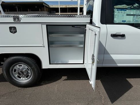 New 2026 Ford F250 XL w/ XL Chrome Package image 7