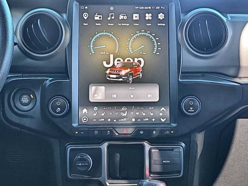 Certified 2021 Jeep Wrangler Unlimited Sport image 19