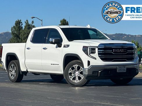 Used 2025 GMC Sierra 1500 SLT RWD image 1
