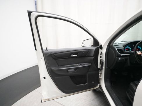 Used 2015 Chevrolet Traverse LT AWD/4WD image 28