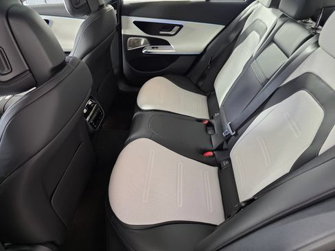 New 2026 Mercedes-Benz E 53 AMG e 4MATIC Sedan image 11
