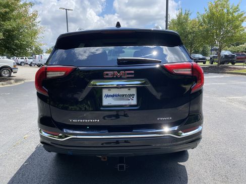 Used 2023 GMC Terrain Denali w/ Black Diamond Edition AWD/4WD image 9