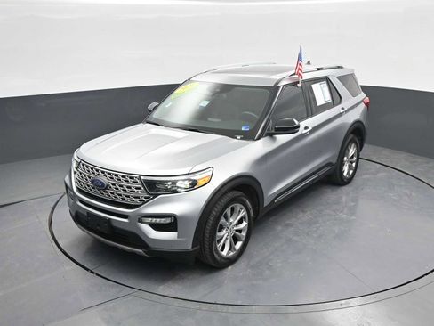 Used 2021 Ford Explorer Limited w/ Equipment Group 301A image 31