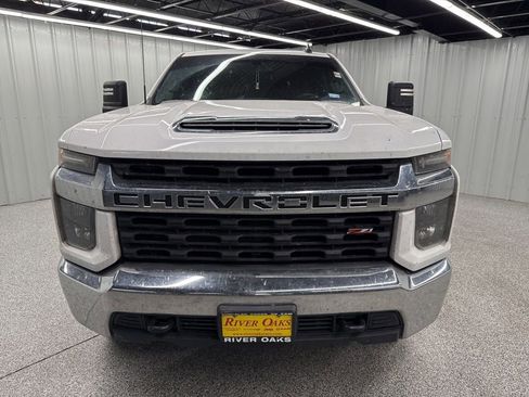 Used 2020 Chevrolet Silverado 2500 LT w/ Z71 Off-Road Package AWD/4WD image 2