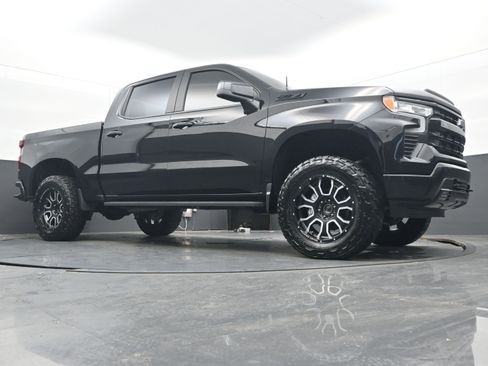 Used 2023 Chevrolet Silverado 1500 RST w/ Z71 Off-Road Package image 14