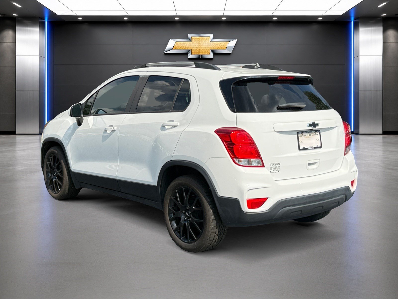 Used 2022 Chevrolet Trax LT w/ Sport Edition FWD image 7