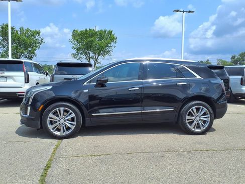 Used 2024 Cadillac XT5 Premium Luxury w/ Technology Package AWD/4WD image 7