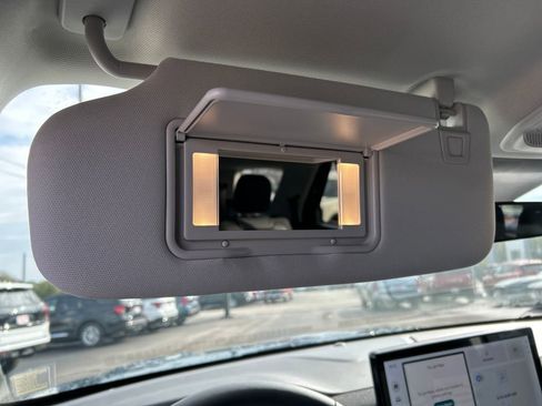 New 2026 Ford Explorer Active w/ Active Comfort Package image 20